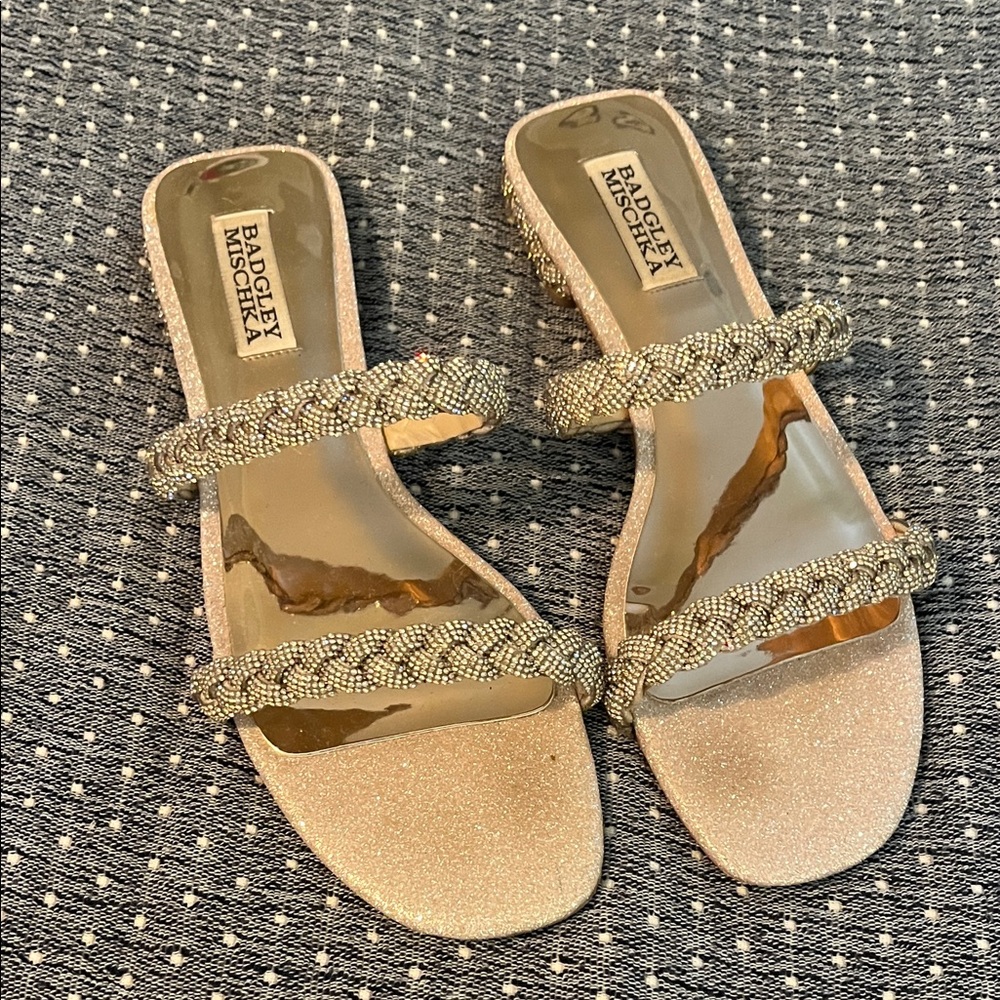 Badgley Mischka gold metallic sandals 7.5